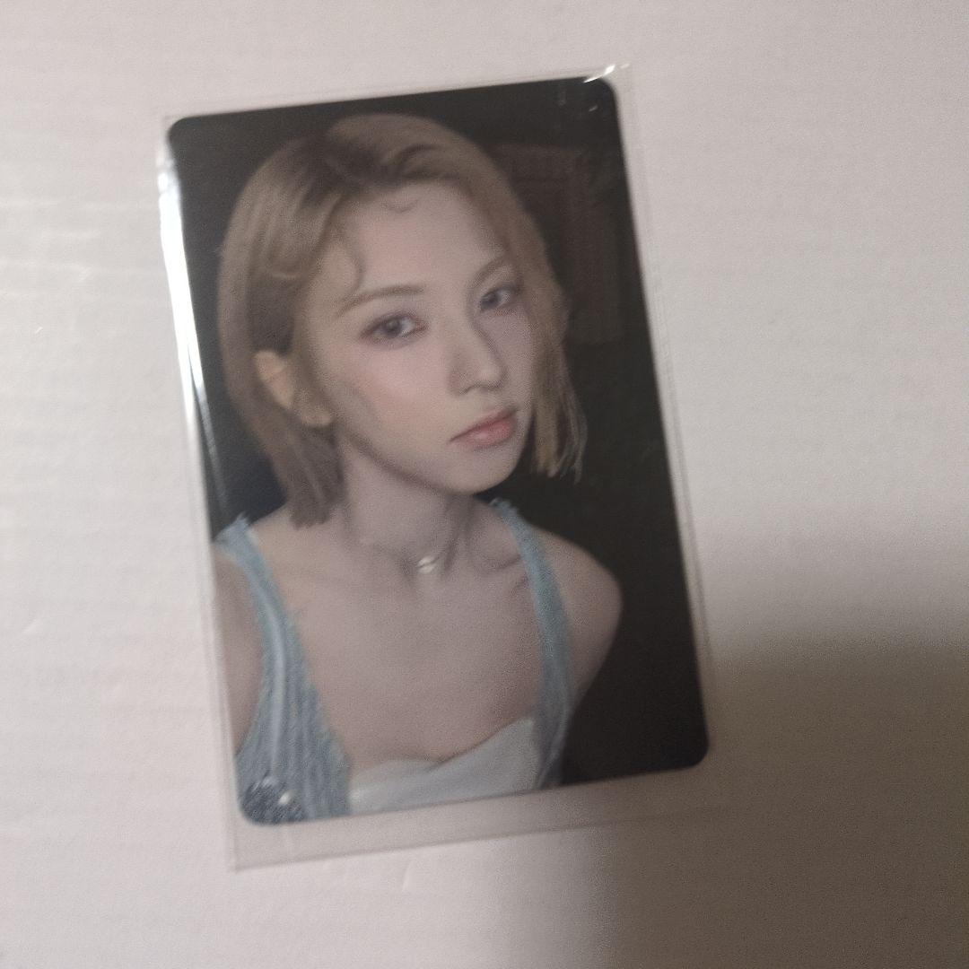 [USED] NMIXX Blue Valentine Tower Records Bonus Trading Card Bay