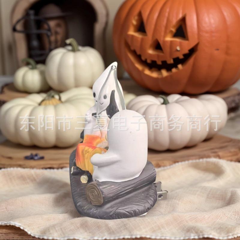 120V Halloween Ghost Atmosphere Light, Home Ornament Fire Flame Light, Ghost Resin Decoration