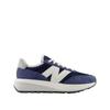 Sneakers U370