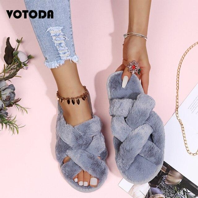 Зимние женские плюшевые тапочки через плечо — фото 5