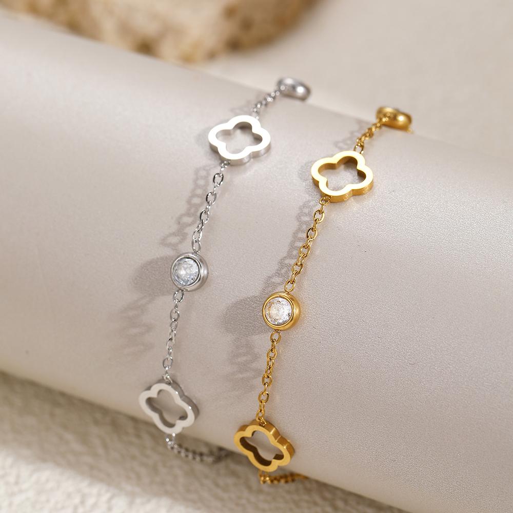 Stainless Steel Lucky Hollow Clover Crystal Zirconia Bracelet Simple And Generous Design Wrist Jewelry For Women's Daily Wear