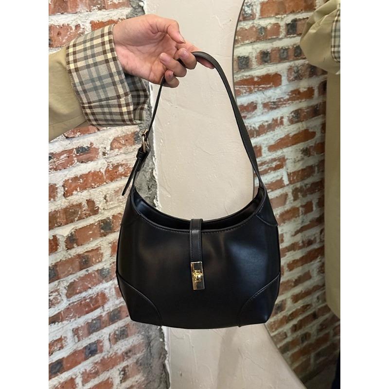 

Новая нишевая дизайнерская женская сумка, модная сумка-полумесяц, универсальная сумка под мышку для поездок на работу, высококлассная повседневная сумочка чёрный