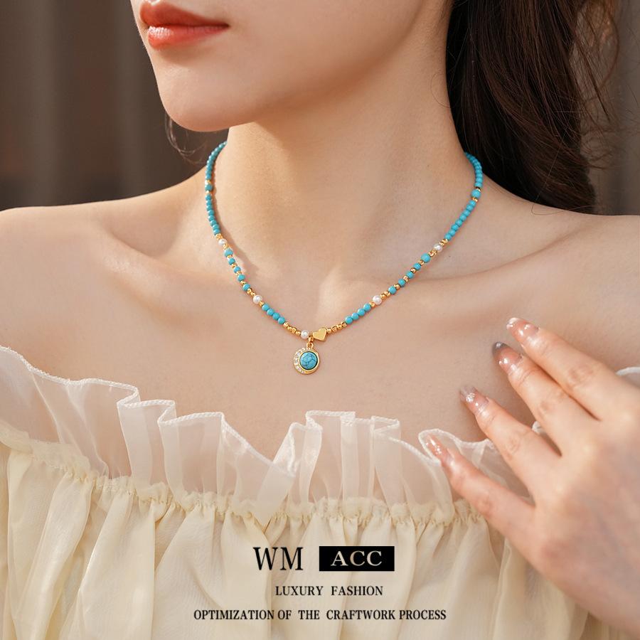 Love Heart Turquoise Pendant Necklace - Retro Ethnic Style - Unique Collar Chain - Versatile and Sophisticated Accessory for Women