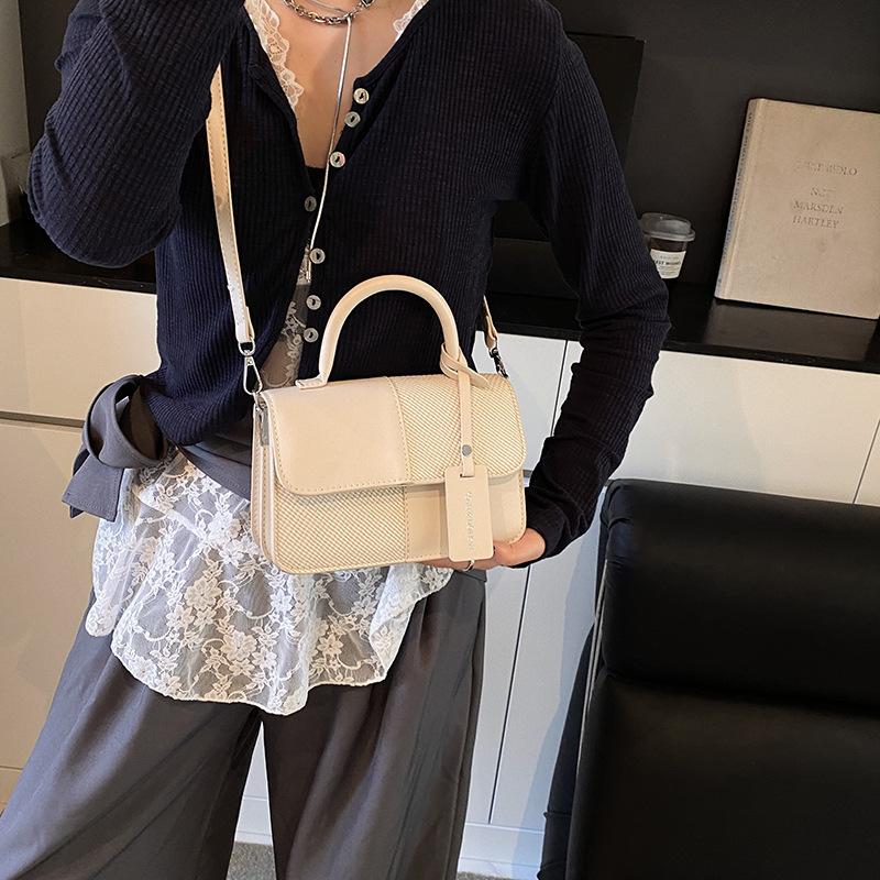 Contrasting Color Retro Portable Small Square Bag Women's 2025 New Fashion High-end Texture Shoulder Bag Personalized Commuter Messenger Bag