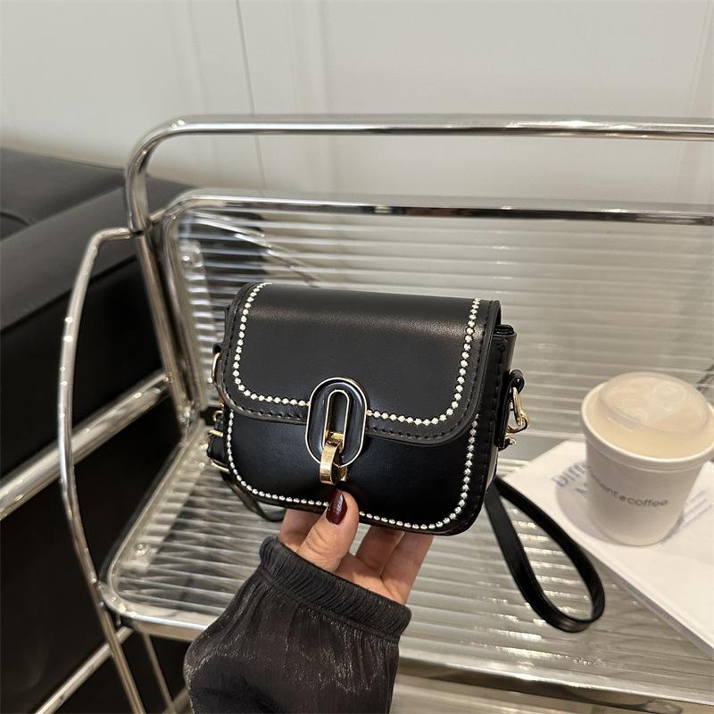 Bag women's bag advanced sense 2025 new versatile shoulder bag texture messenger bag small square bag this year popular niche