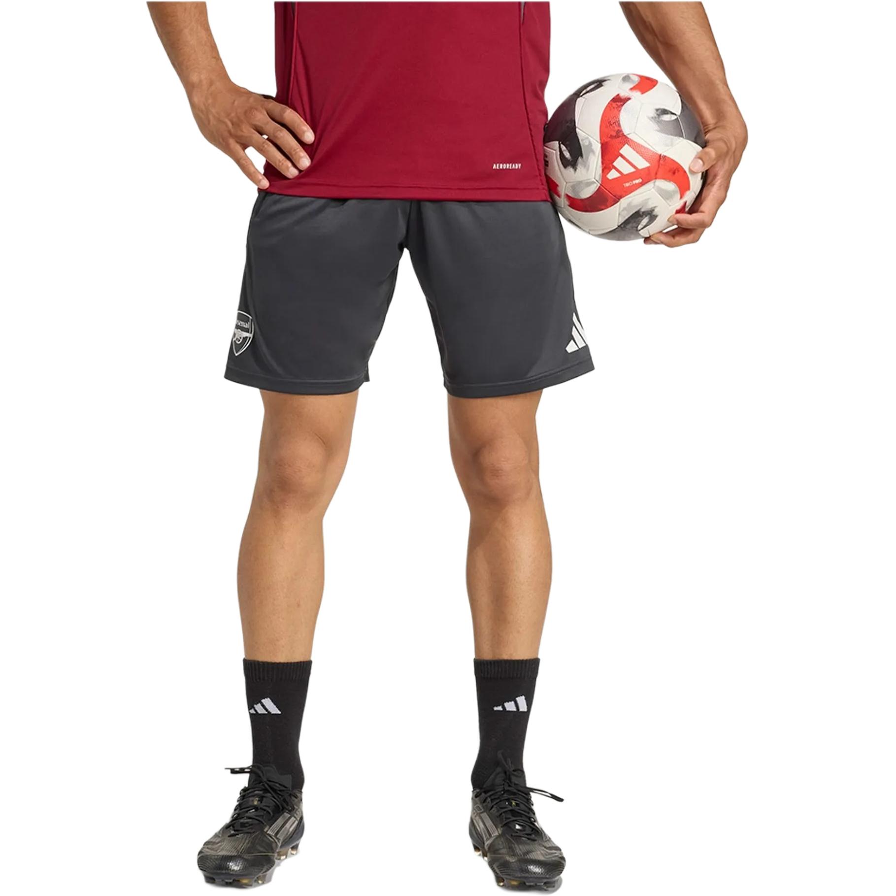 Adidas Tiro 25 Pocket Logo Striped Athletic Shorts Men shorts JJ1772 M