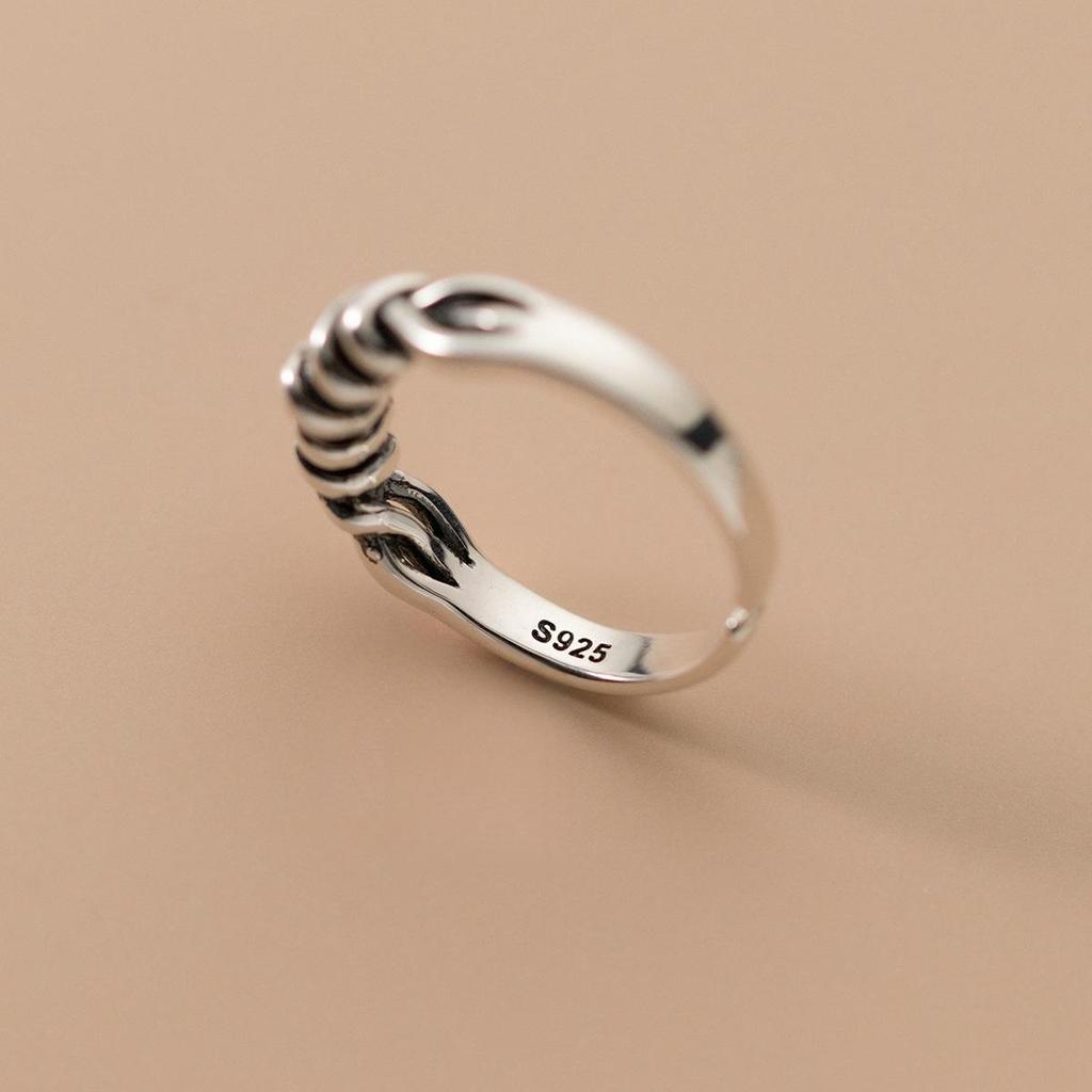 1pc Vintage Irregular Knot Winding Ring for Women Couples  With Unique Design Sense Party Jewelry Gift Accessories