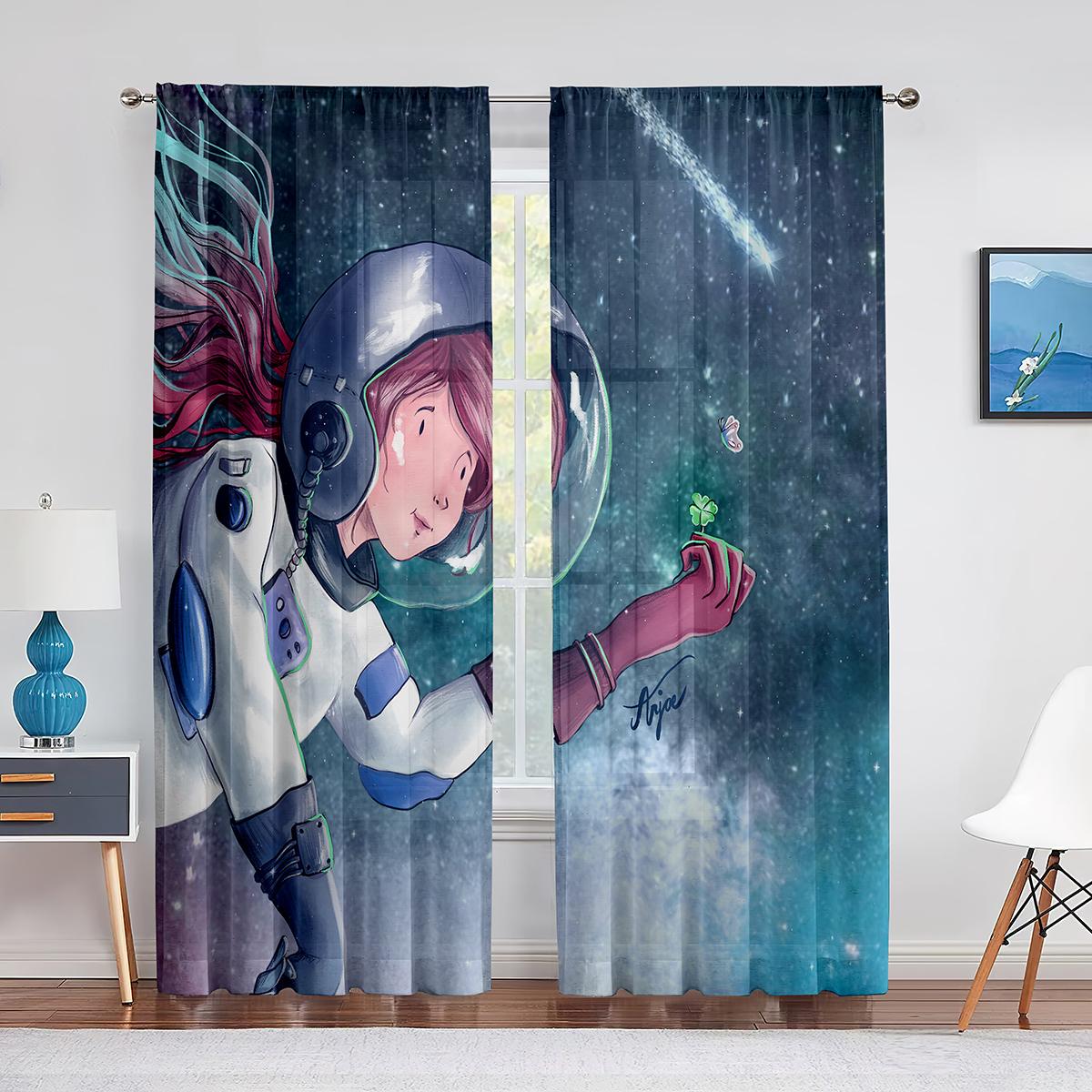 Тюлевые шторы с плавающим астронавтом в космосе и туманностью для гостиной — фото 7