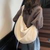 New Large-capacity Canvas Bag Versatile Niche Design Messenger Bag College Student Shoulder Commuter Dumpling Bag