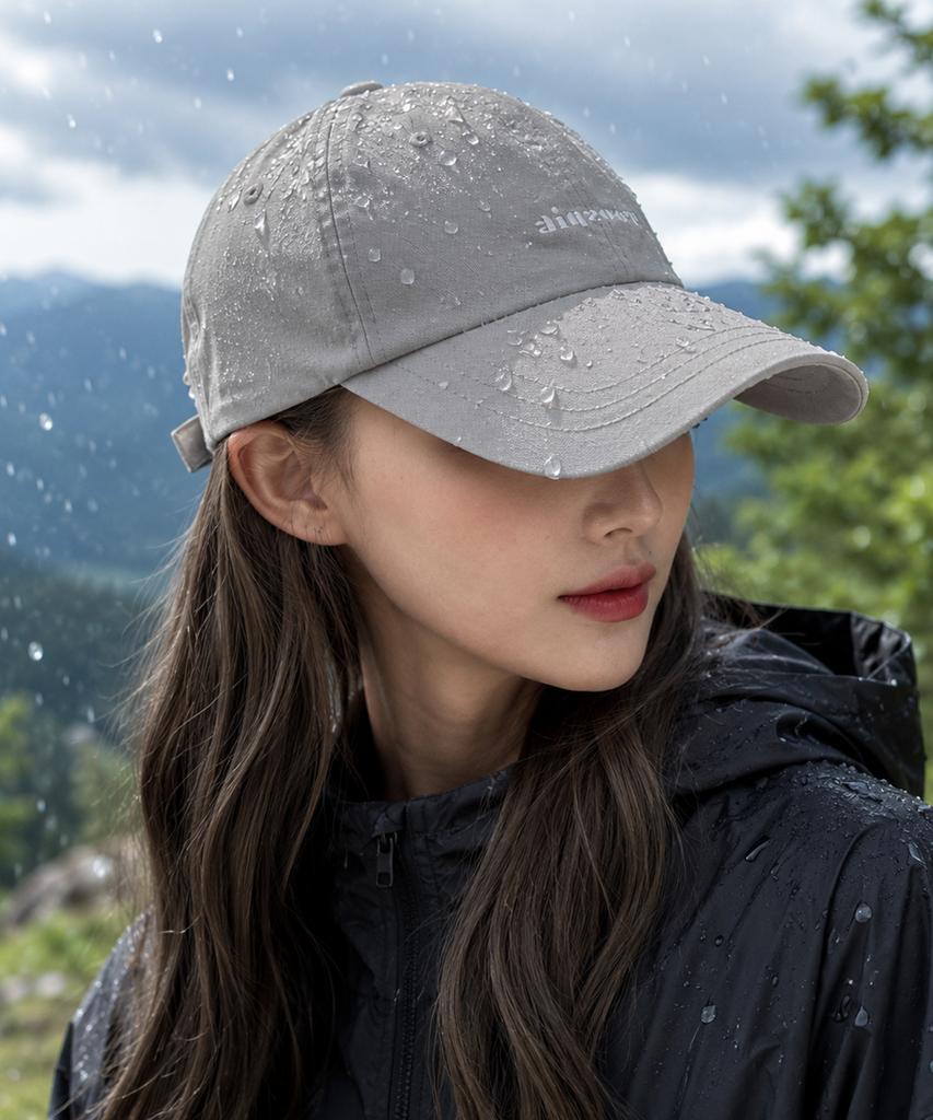 Tueseupis Nylon Signature Lettering Logo Ball Cap (Light Gray)