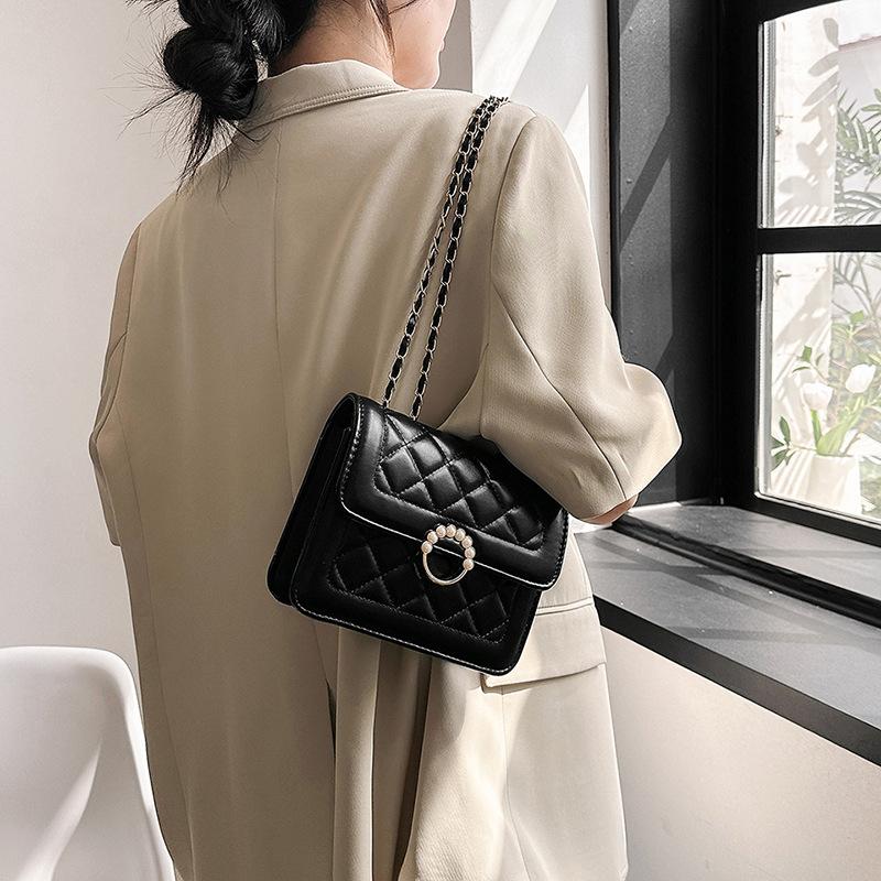 Rhombus Embroidery Thread Small Bag Women's 2025 New Small Fresh and Versatile Chain Messenger Bag Foreign Style Shoulder Small Square Bag Tide