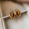 Vintage Maillard Brown Resin Stud Earrings for Women Luxury Tiger's Eye Stone Metal Frame Earrings High-Level Jewelry Daily Wear