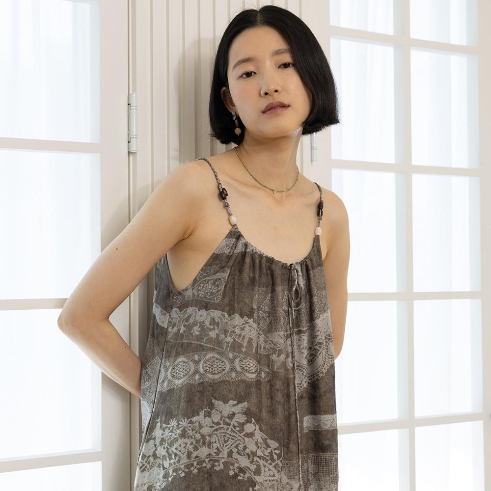 Laengsseon Ls_Retro Pattern Sling Dress_Brown
