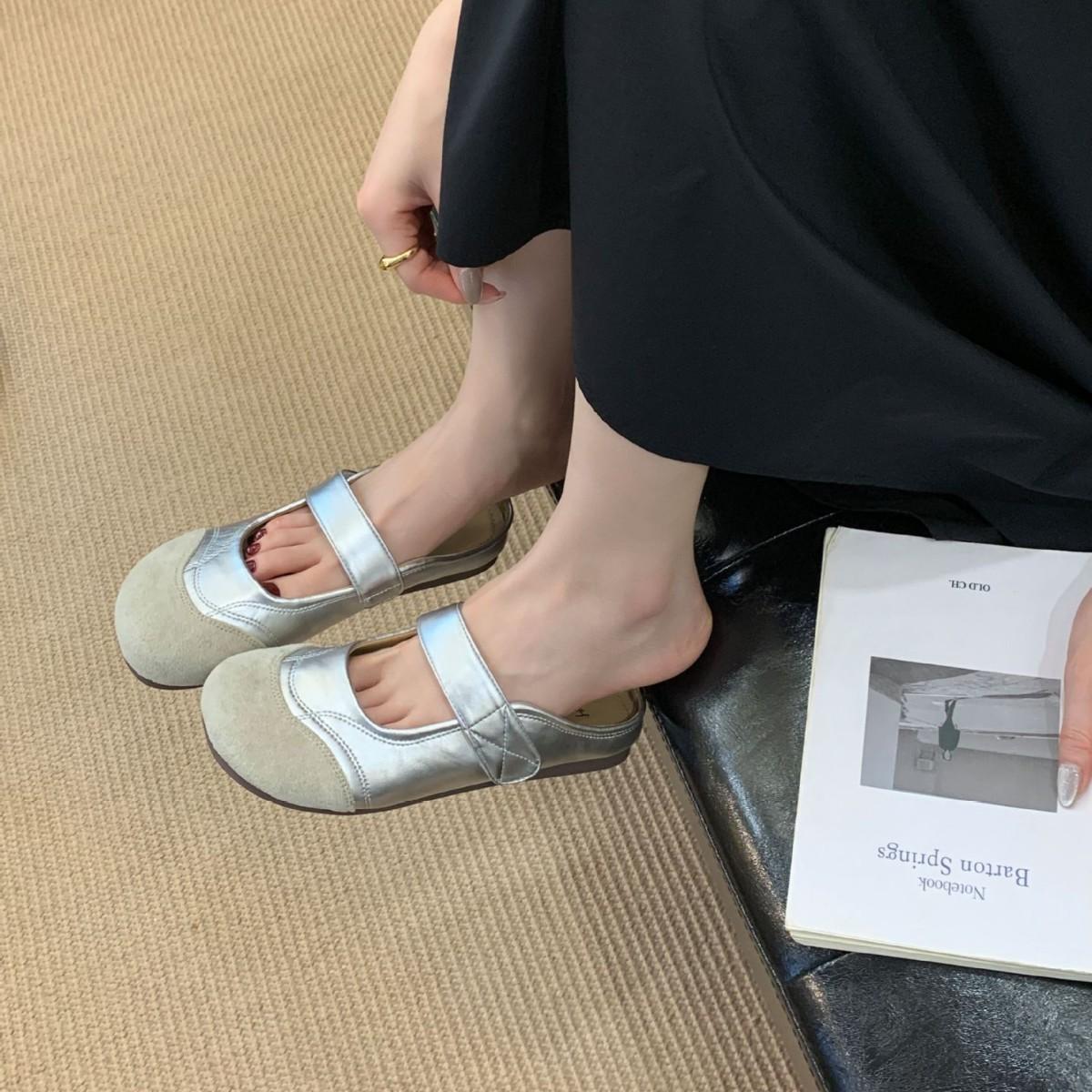 

Vintage Mary Jane shoes women s 2025 summer new Velcro flat shoes with skirts Doudou shoes 39 серебряный