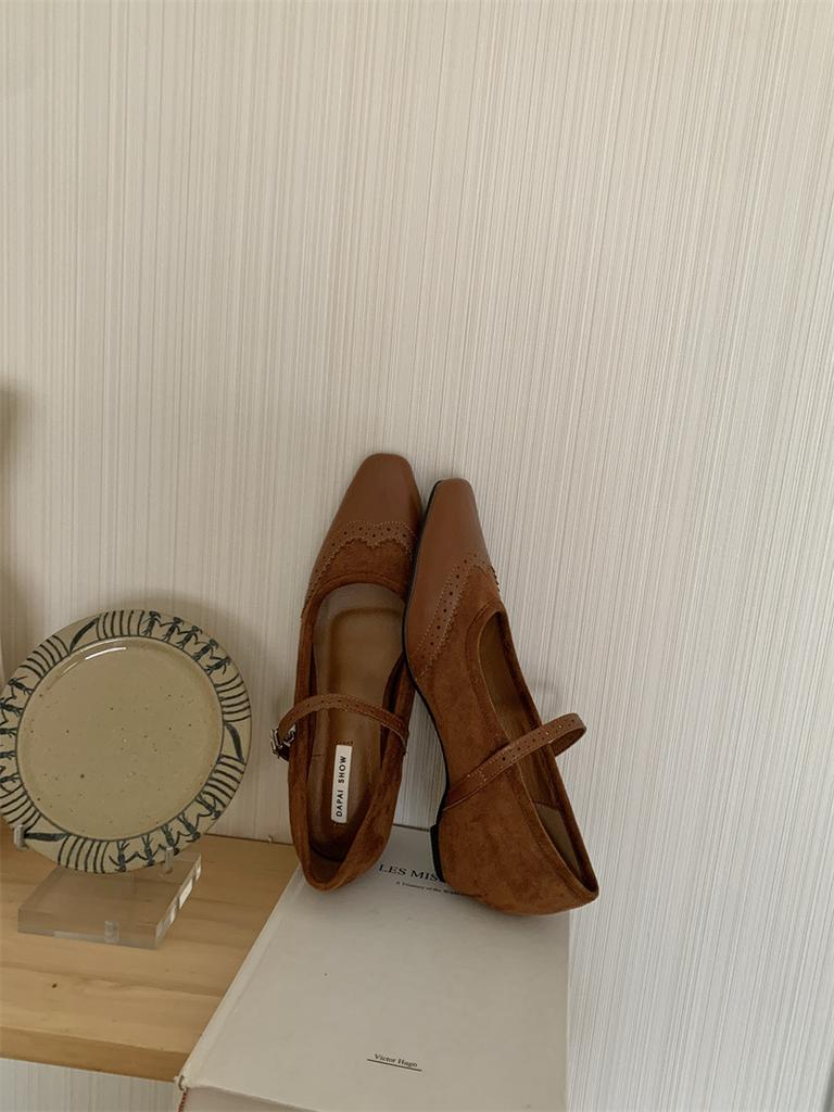 Square head word with Mary Jane single shoes versatile commuting with skirt shallow mouth with skirt personality gentle grandma shoes women