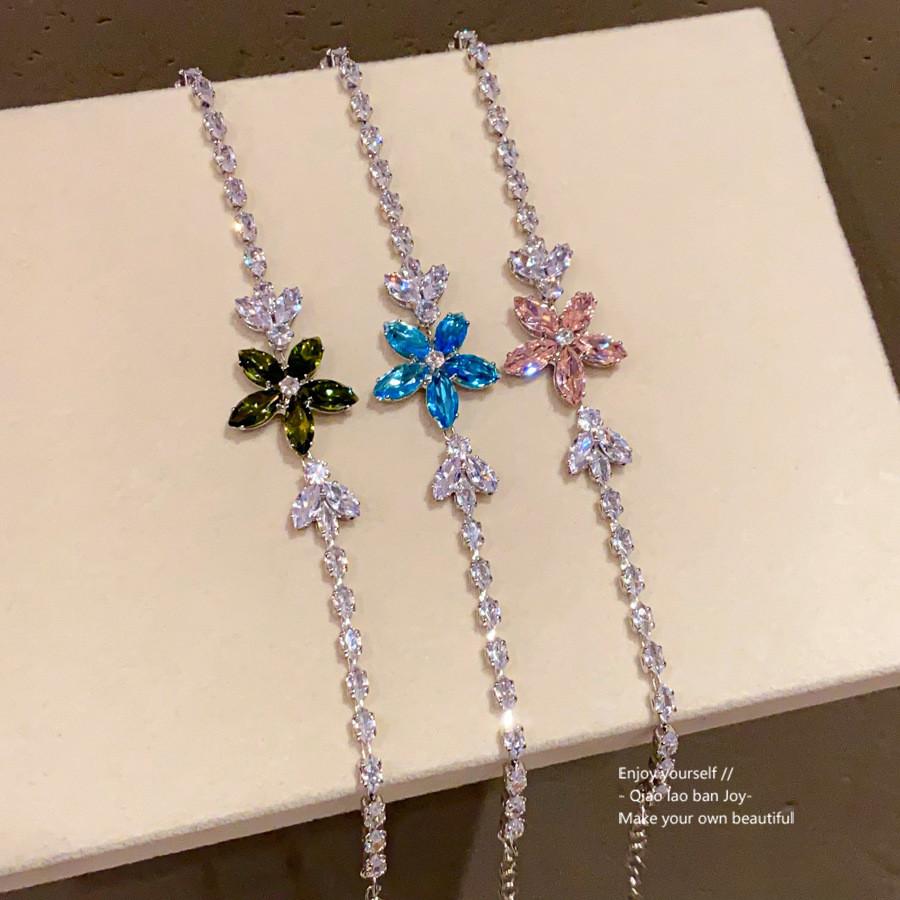 Zircon Flower Pendant Bracelet For Women With Elegant Design For Summer