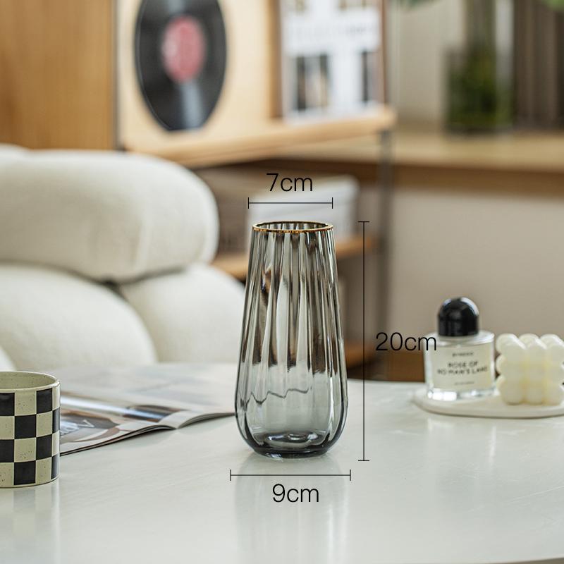 Elegant Small Glass Vase for Fresh Flowers - Perfect for Living Room or Dining Table Decor