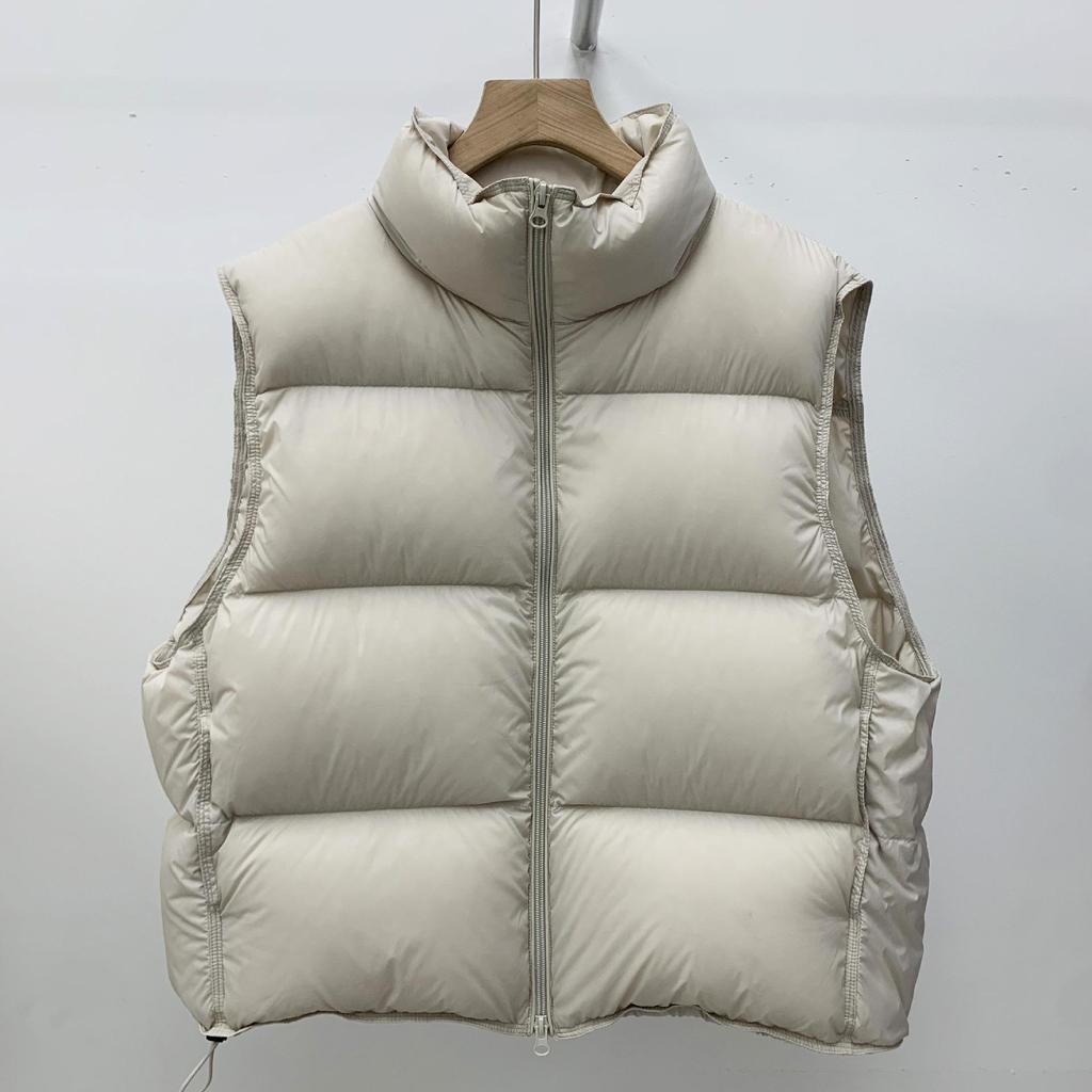 Women's White Duck Down Sleeveless Stand Collar Vest - Korean Style, Versatile, Warm and Thickened for Autumn and Winter.