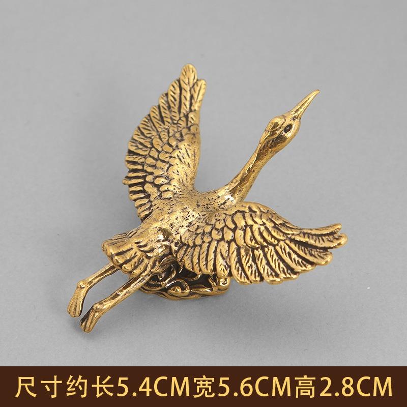 1Pcs Retro Brass Crane Parrot Desktop Decorative Ornaments Metal Animal Sculpture Mini Tea Pet Living Room Home Decoration Gifts