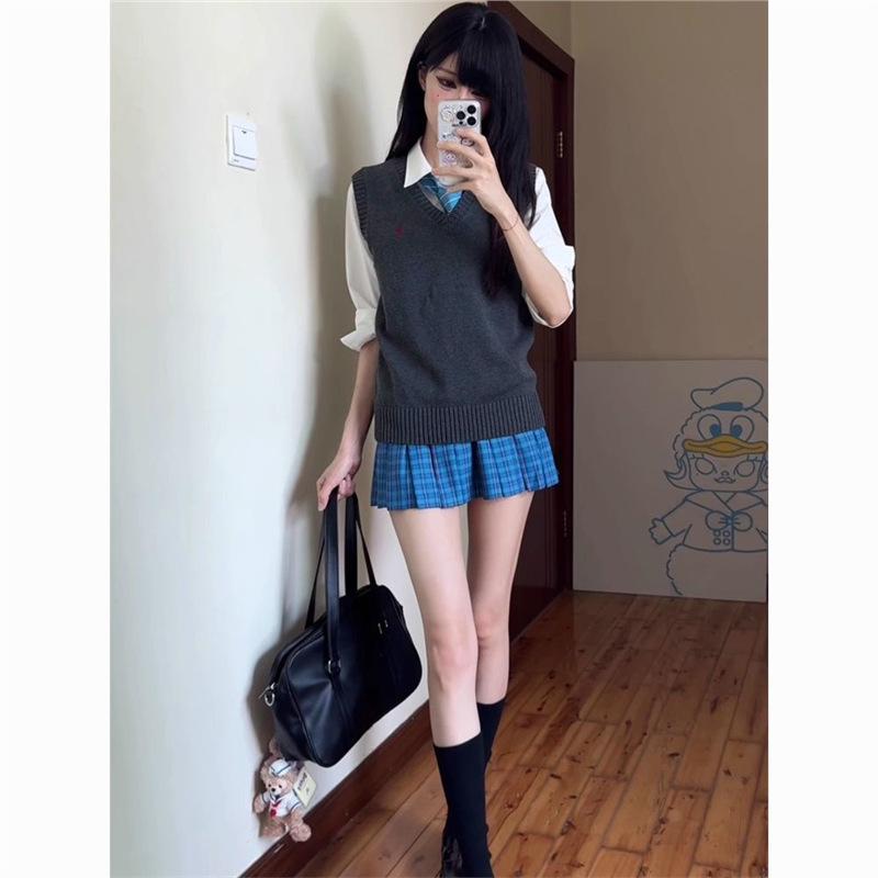 Japanese School-Style Embroidered V-Neck Knitted Vest for Women