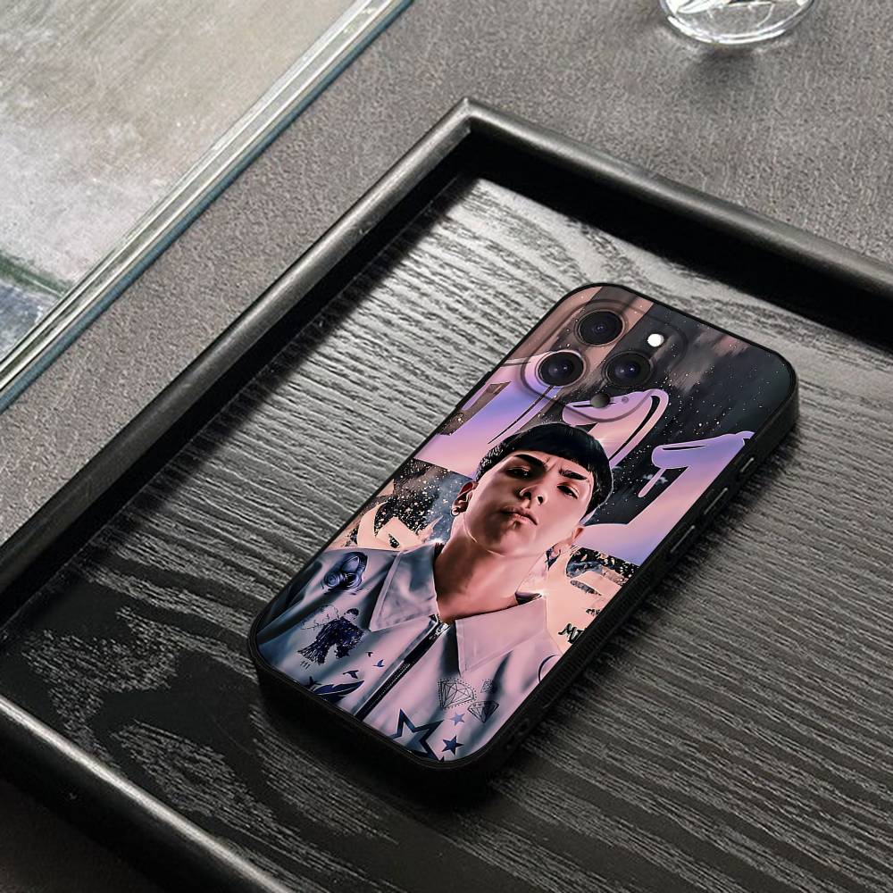 Singer M-Milo J Phone Phone Case For IPhone 1716 15 14 13 Pro Max 11 12 Mini X Xs XR Black Silicone Cover