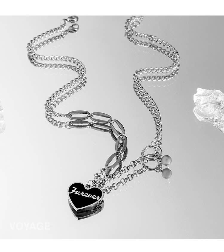 Black Heart Pendant Necklace: Stylish Women's Clavicle Chain - Light Luxury Summer Accessory