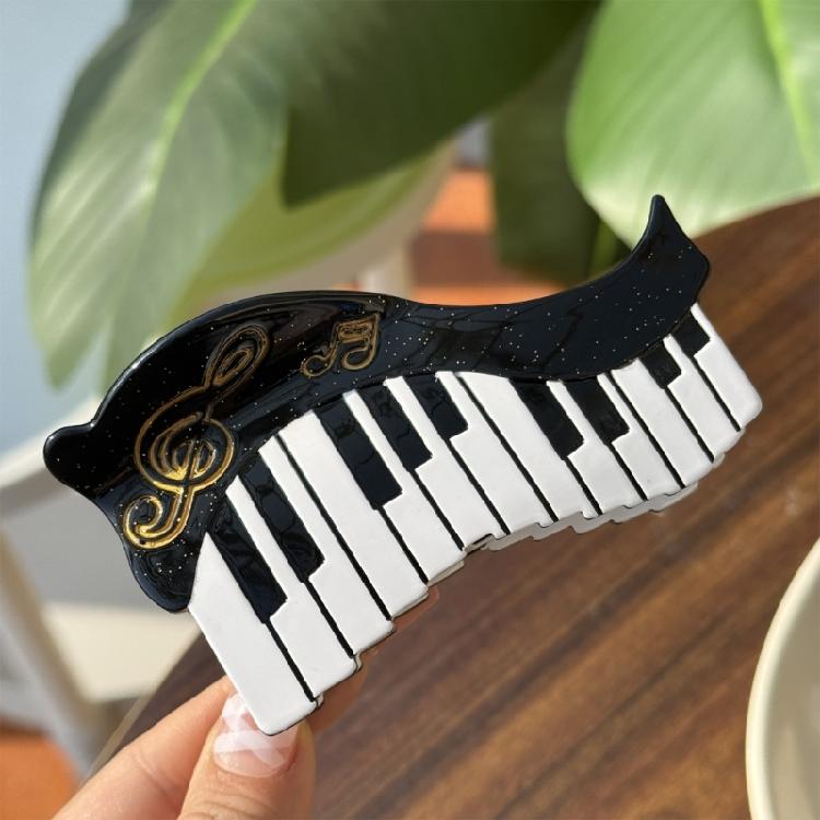 Acetate Hair Clip With Cartoon Tape Piano Design Musical Note Cassette Style For Trendy Women