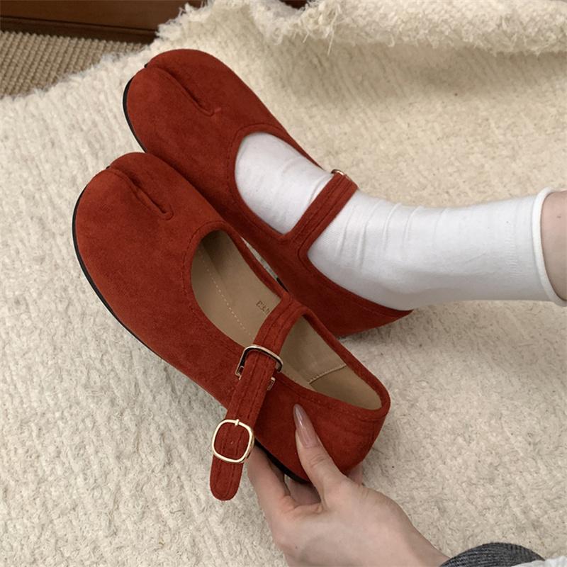 Fashion IPPEUM Women Ballet Flats Velvet Red Split Toe Shoes Buckle 2025 New Summer Mary Janes