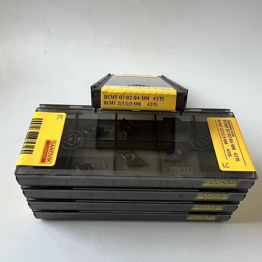 Original Sandvik / DCMT070204-UM 4315 /CNC lathe carbide blade tool 10 Pcs