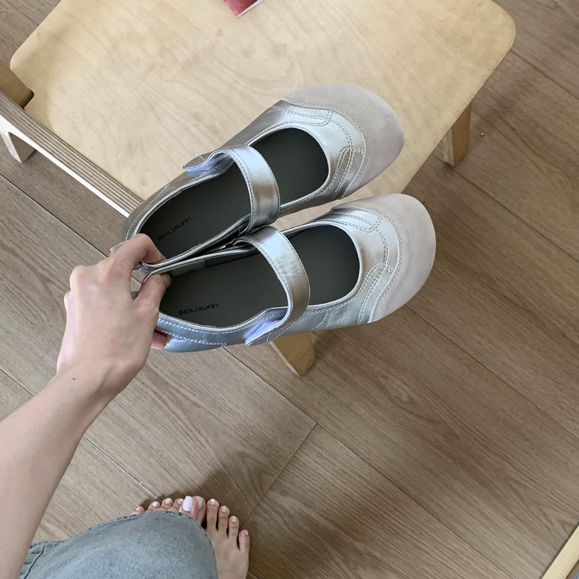 

Soft leather Mary Jane single shoes women s 2025 summer new flat-soled soft-soled Velcro fashion versatile casual shoes 39 серебряный