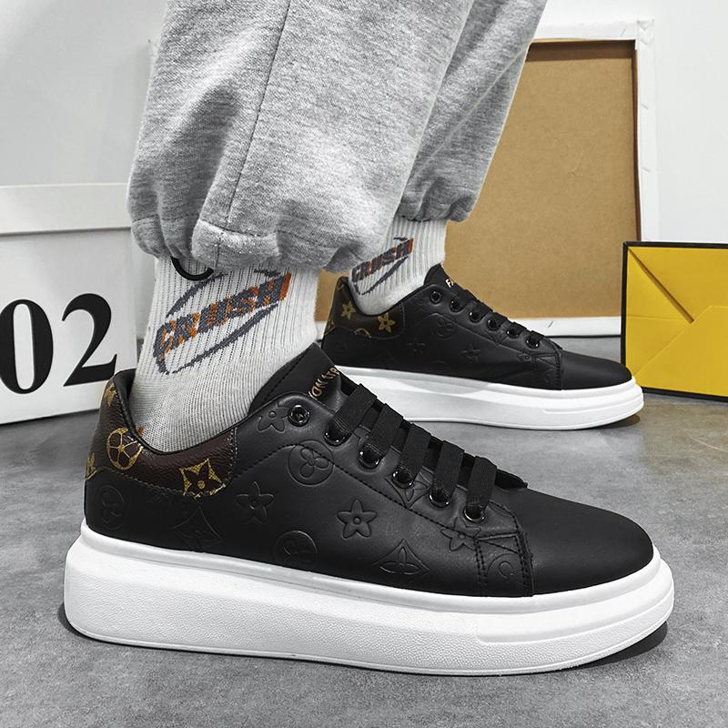 Scarpe da uomo classiche Primavera ed Estate Piccoli sport bianchi  traspiranti per il tempo libero Sneakers versatili acquista in modo  economico — spedizione gratuita, recensioni reali con foto — Joom