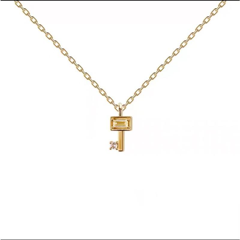 Collier clé incrusté de diamants en argent sterling S925 pour femmes, influenceuse en ligne, mode, conception minoritaire, pendentif simple et assorti, chaîne de clavicule