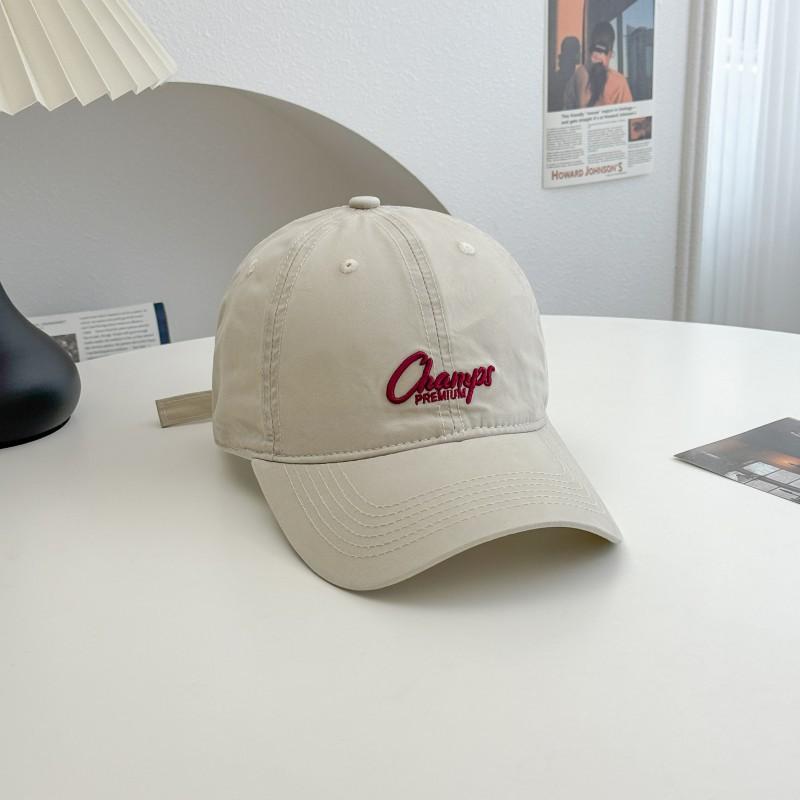 

Casual Spring and Autumn New Embroidered Letter Cap Women s Casual Versatile Face Small Shade Baseball Cap Men білий