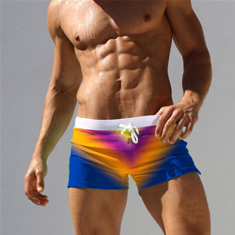 

2024 Мужские быстросохнущие шорты больших размеров с градиентом для пляжа: Свободные плавки, защищающие от оголения XL