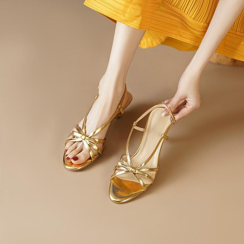 Frühling und Sommer neue goldene spitze Damen-Einzelschuhe mit Zehenausschnitt vielseitig ausländischer Stil Damenschuhe Internet-Berühmtheit schönes Temperament thi