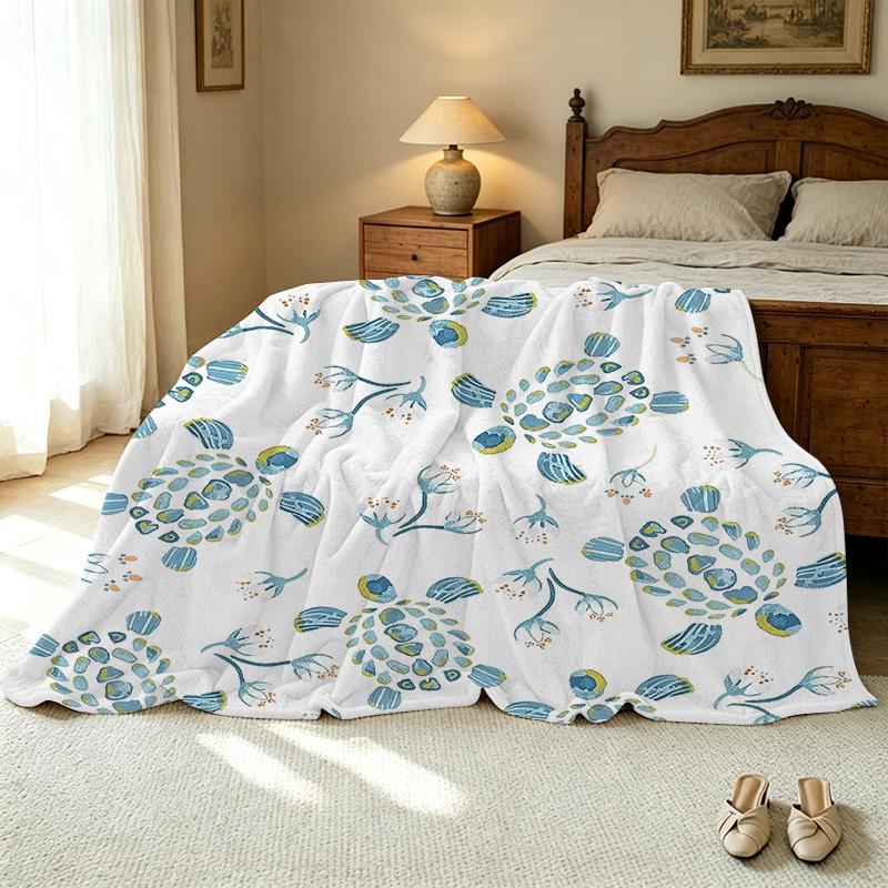 Lightweight Flannel Throw Blanket,Simple Floral Pattern, Soft & Cozy, Ideal for Home, Couch, Bedroom, Great for Christmas & Halloween