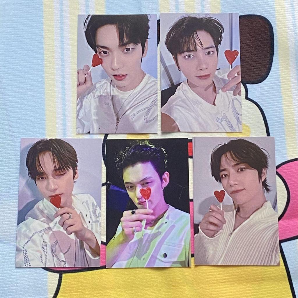 [USED] TXT Love Language Korean Public Broadcast Trading Cards (5 Cards)