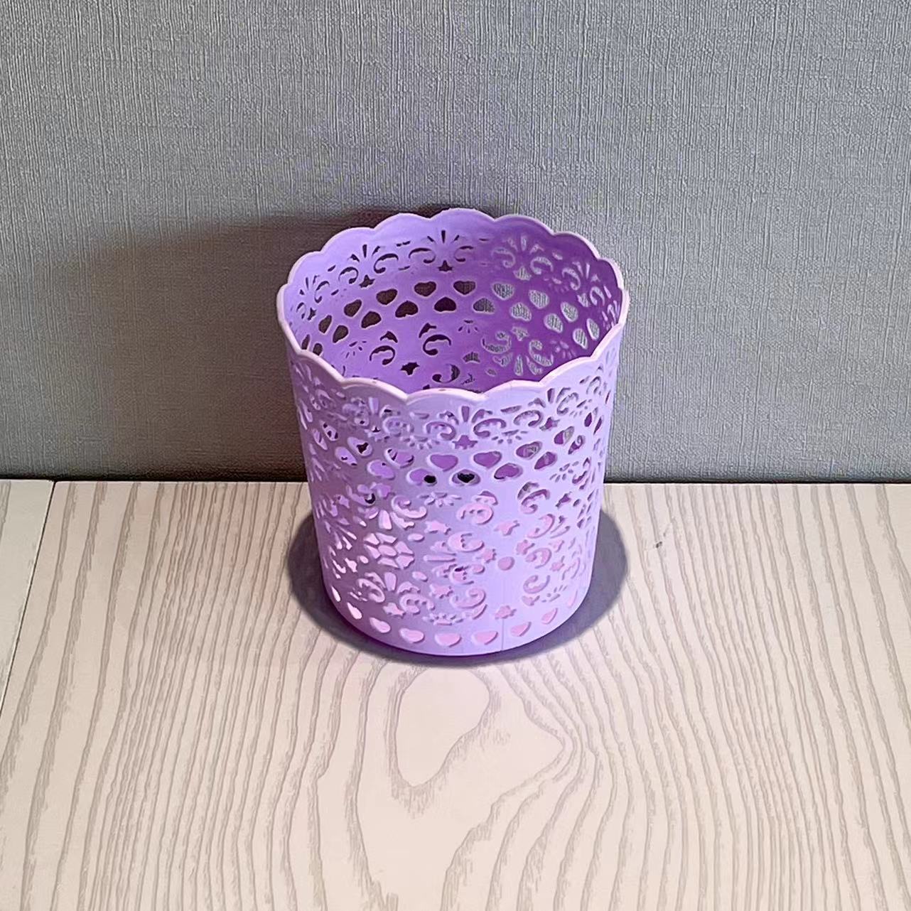 

4‑Color Option Single Heart‑Shaped Hollow Lace Plastic Pencil Holder, Cute Desktop Stationery Storage Cup for Office & Study фіолетовий