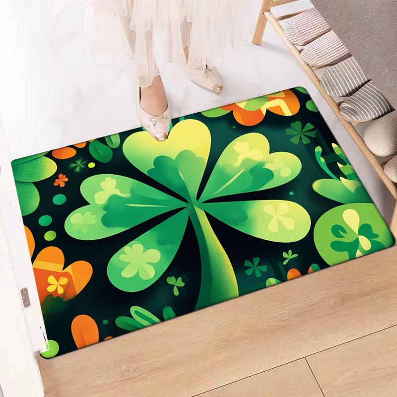 Open, four-leaf clover pattern soft, warm and non-slip floor mat
