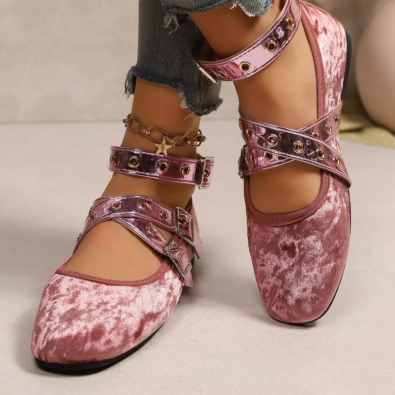 Fashion Spring Round Toe Ladies Flats with Lolita Shoes Retro New Female Buckle Strap Footwear Ballet Flats Fashion Women Dance Shoes