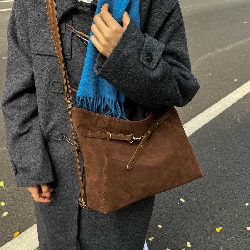 Retro Suede Tote Bag for Women, Fashionable Commuter Shoulder Bag, Large Capacity Multi-Functional Handbag for Fall Winter