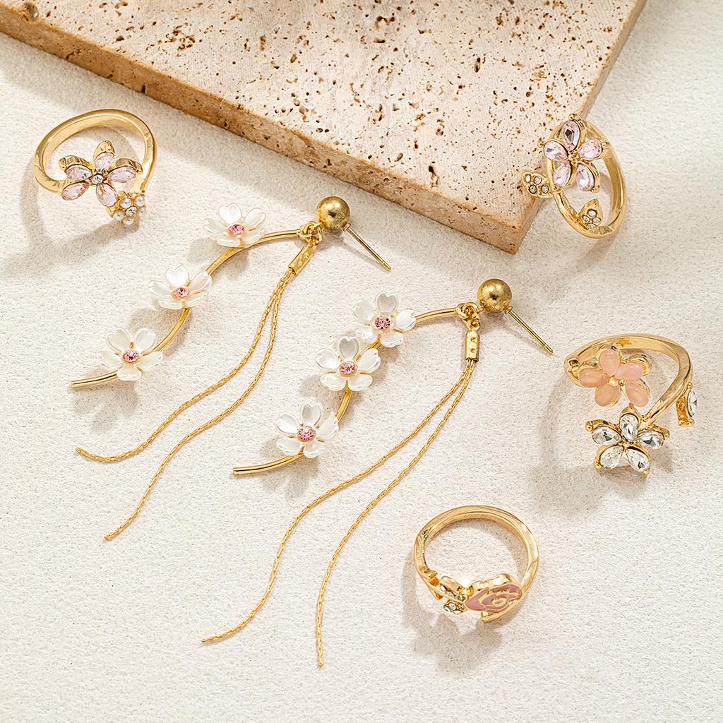 5-piece fashionable and minimalist floral tassel earrings with open flower rings for women's jewelry set
