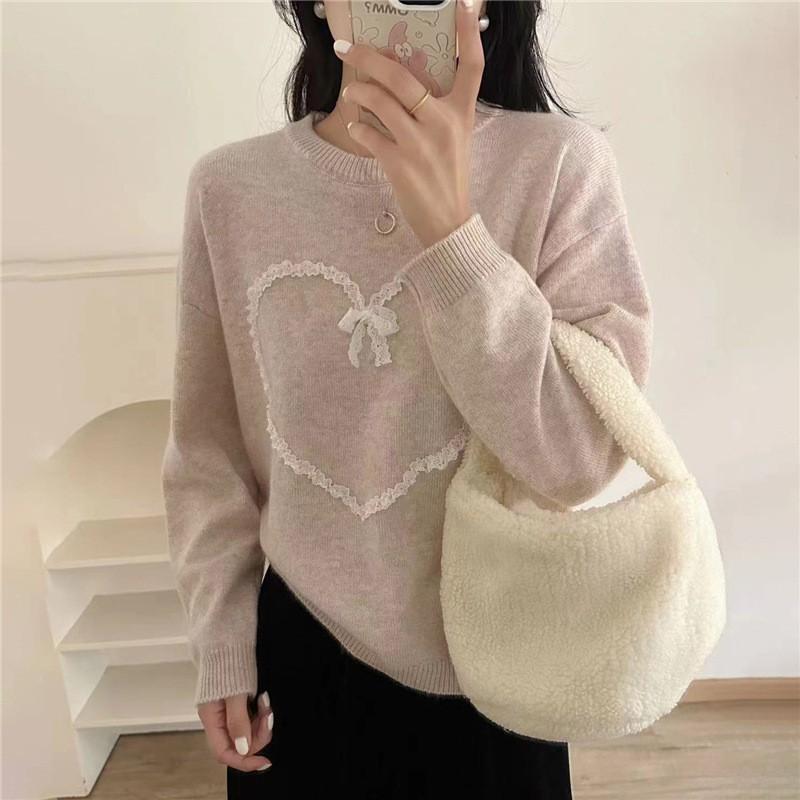 Womens Loose Knit Pullover Sweater With 3D Heart Round Neck Long Sleeve Casual Top Winter