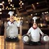 1 Stück Weißer Zylinder Retro Koch Ornament Harz Handwerk Mini Kochfiguren Kochen Wohnkultur