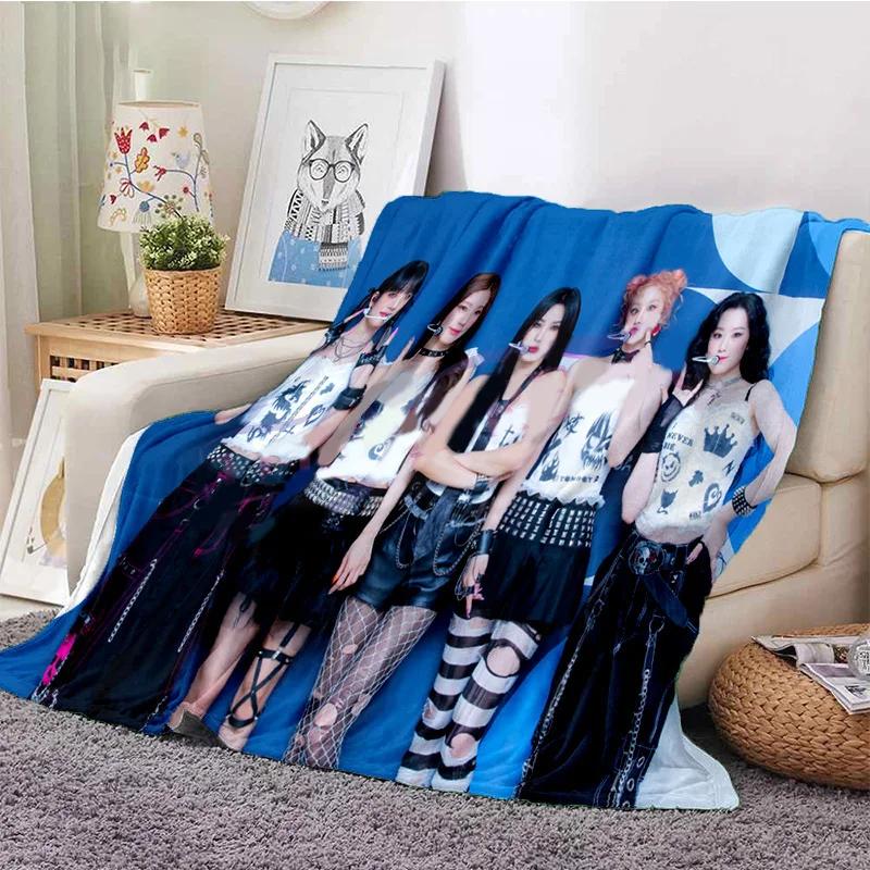 Kpop (G)I-DLE Kpop Girl Miyeon Soft Plush Blanket, Flannel Blanket Throw Blanket for Living Room Bedroom Bed Sofa Picnic Cover