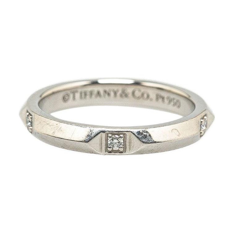 

Tiffany & Co. True Band Letter Engraved Platinum Diamond Ring Women rings Silver 7TFZ3SWVMPLM0BD5 Box,4.5