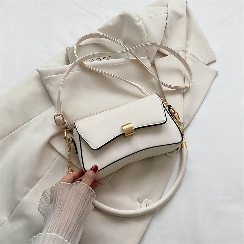 Trendy Street Style Underarm Bag For Women Stylish Medium Sized Crossbody Bag With Magnetic Closure