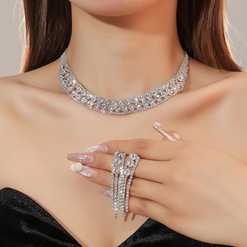 Minimalist Rhinestone Wedding Jewelry Set: European & American Style Necklace and Earrings for Brides