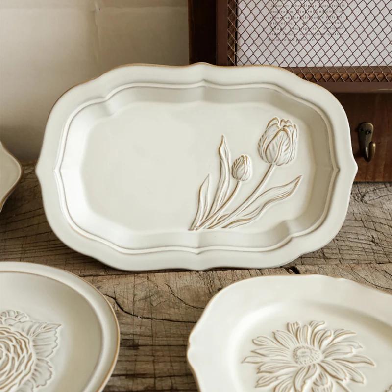 Exquisite Relief Flower Ceramic Plate Creative Irregular Dessert Fruit Plates Luxury Restaurant Salad Steak Plate Home Tableware