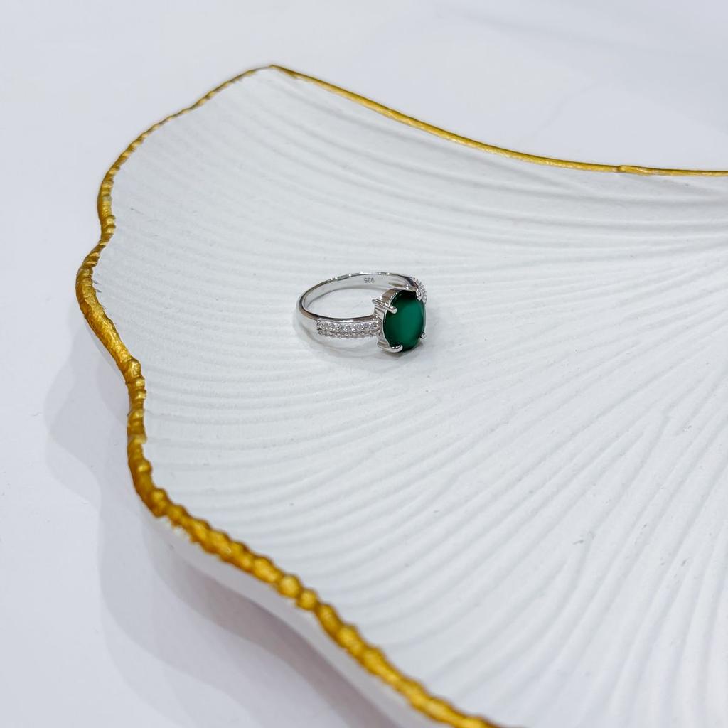 Silver Ring with Natural Agate, Item Weight 2.93 G (2173595)